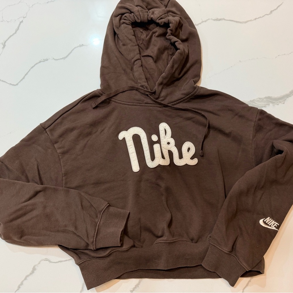 Nike Women’s Cropped Brown Hoodie with White Logo